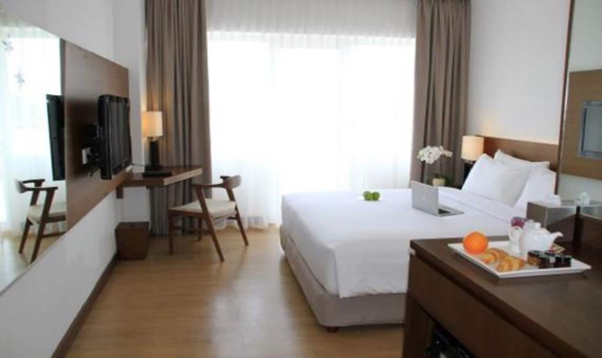 D'Primahotel Τάνγκερανγκ Εξωτερικό φωτογραφία
