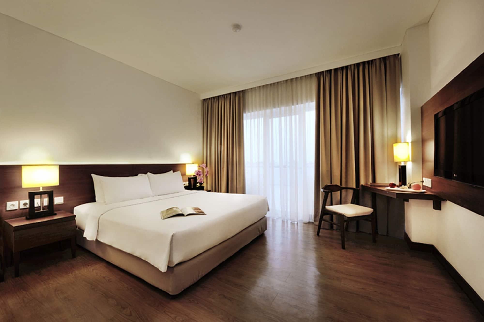 D'Primahotel Τάνγκερανγκ Εξωτερικό φωτογραφία